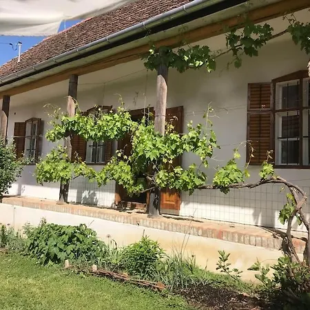 Feked Farmstay * Feked