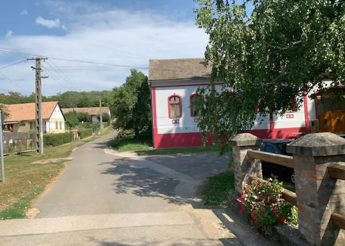 Feked Farmstay Σπίτι διακοπών *